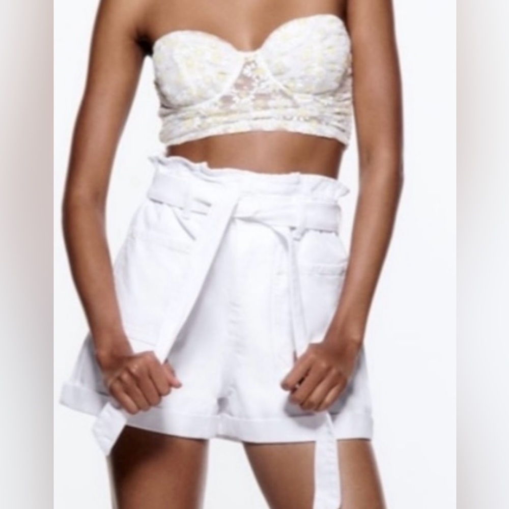 Zara White High-Waisted Women's Shorts - Picture 3 of 10